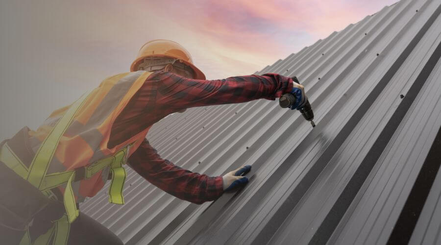 Professional gutter cleaning in Fults, IL